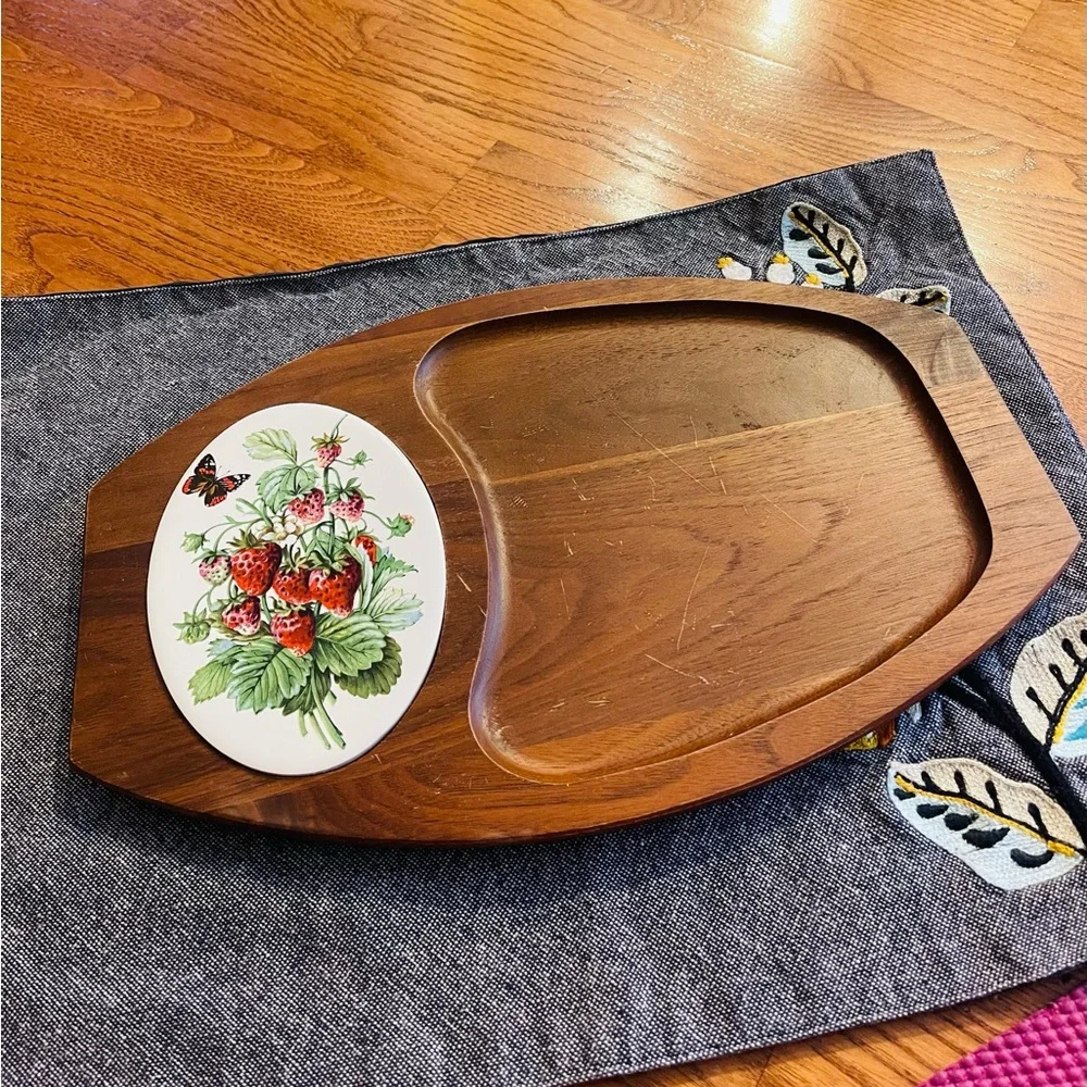 Vintage solid Missouri walnut serving tray.cheese board strawberries ceramic